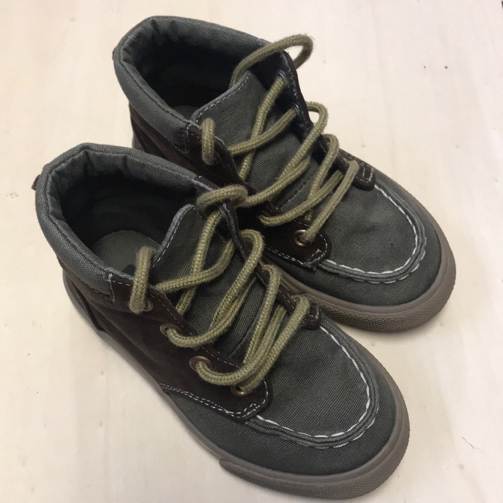 Crazy 8 Olive and Brown high top shoe